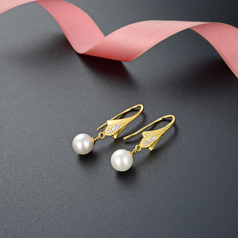 Venta al por mayor estilo frío borla joyería oído gancho Corea del Sur s925 pendientes de perlas de plata pendientes simples de moda para mujer