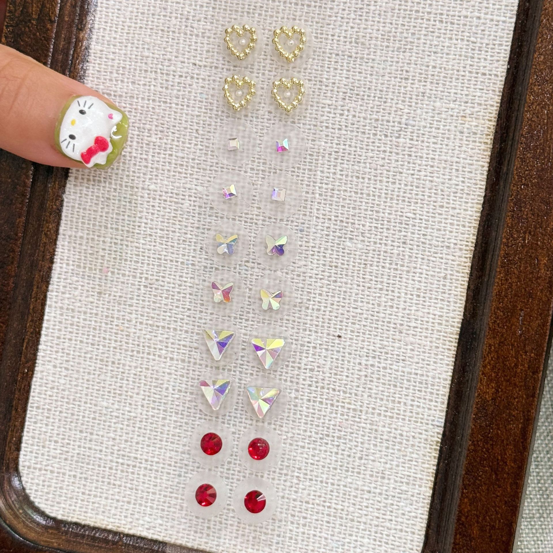 61#Gold Heart Red Diamond Symphony