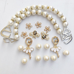 Cross-border hole shoes, shoe buckle accessories DIY three-dimensional bear pearl decoration accessories Xiaohongshu hot-selling accessories