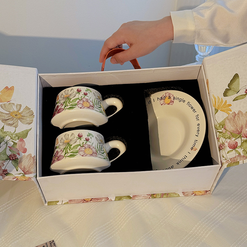 Diseñador original de tazas de cerámica plato fábrica directa taza de té de la tarde taza de café conjunto taza de plato caja de regalo al por mayor