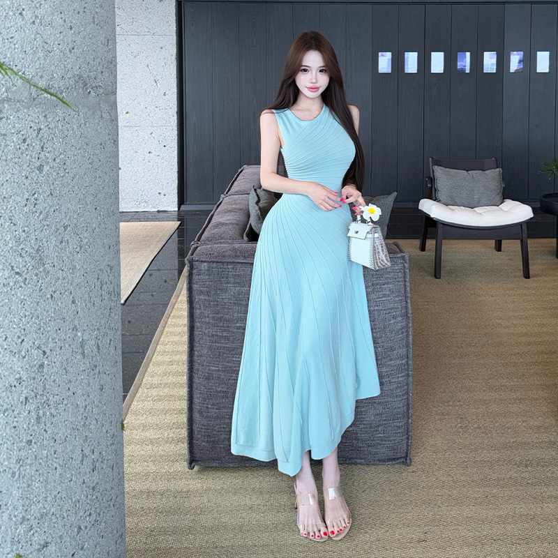 Pure Desire Style Ice Blue Knitted Waist-Cinching Dress High-Waisted Slimming Sleeveless Long Dress 2026 Summer Gentle Style Pure Desire Style Ice Blue Knitted Waist-Cinching Dress High-Waisted Slimming Sleeveless Long Dress 2026 Summer Gentle Style