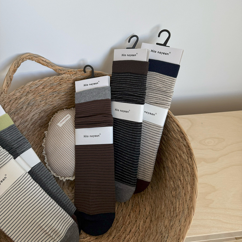 Nanye Autumn/Winter Retro Striped Socks for Women, 2026 New Color-Block Striped Casual Versatile Mid-Calf Cotton Slouch Socks