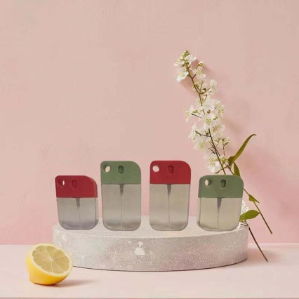 卡片喷雾瓶按压式便携酒精分装瓶香水小样瓶消毒液旅行分装瓶