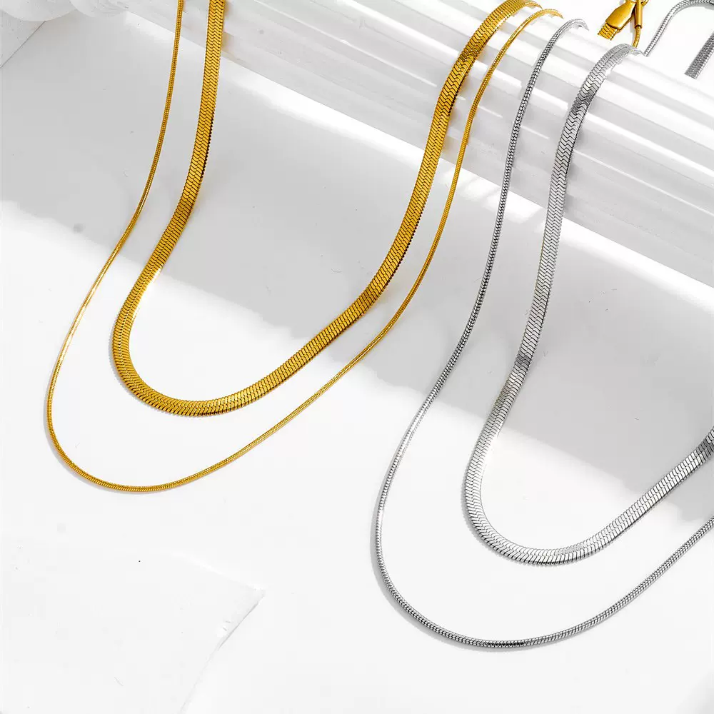 钛钢项链女跨境新款经典金色不掉色蛇骨链项链简约流行锁骨链饰品