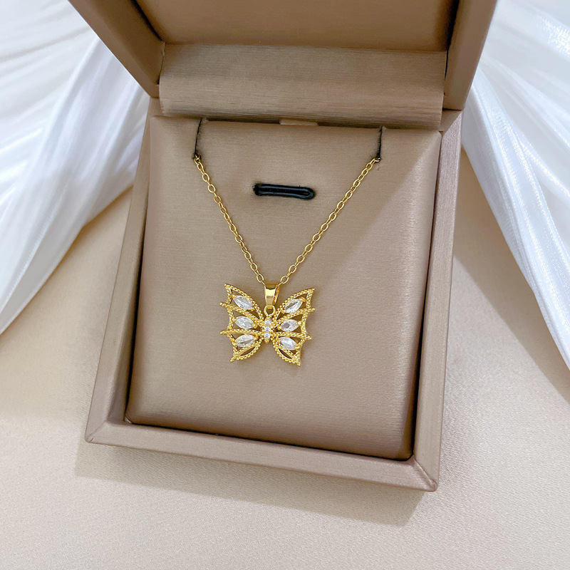 Set collana e orecchini farfalla con strass di lusso_voghion.com