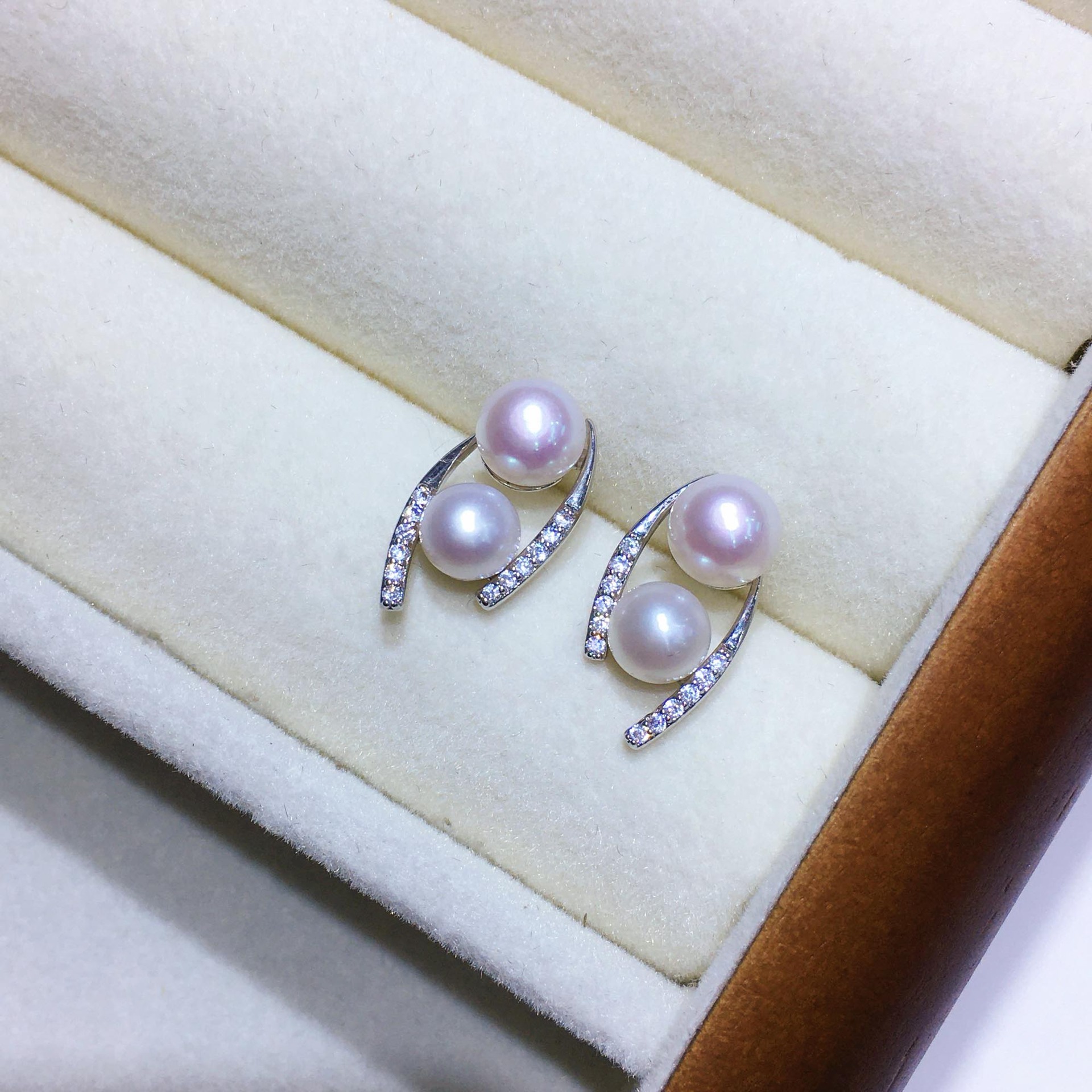 ������������tianȻ��ˮ��������������߰���ѩ���߼��ж�������