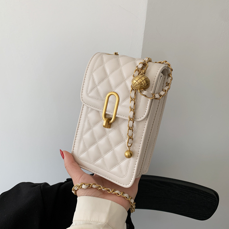 High-End Mobile Phone Bag for Women 2025 New Style Fashionable Quilted Small Square Bag Versatile Casual Crossbody Bag Small Square Bag High-End Mobile Phone Bag for Women 2025 New Style Fashionable Quilted Small Square Bag Versatile Casual Crossbody Bag Small Square Bag