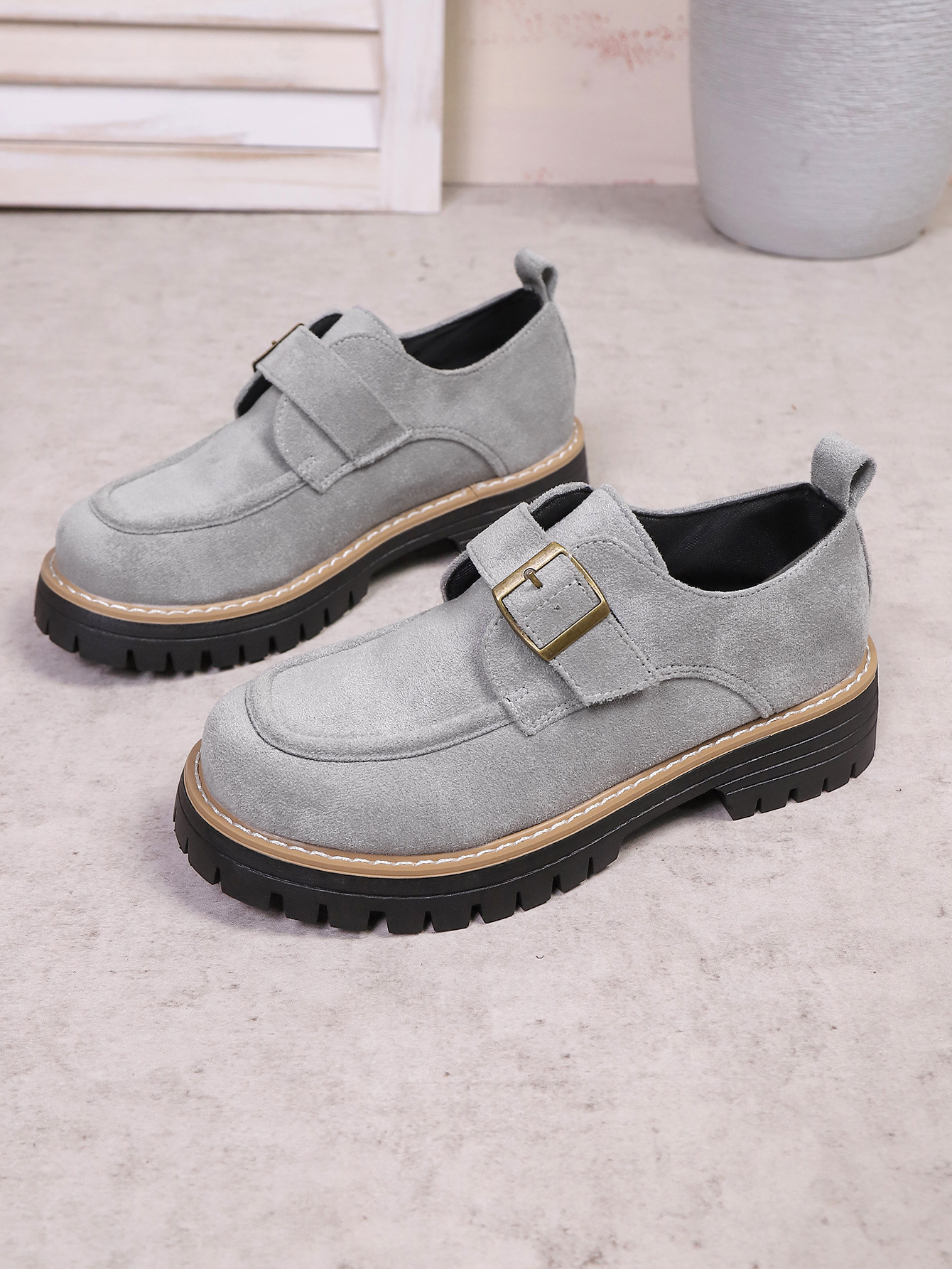 Damen Loafer Mit Blockabsatz Und Schnalle Im Britischen Stil_voghion.com
