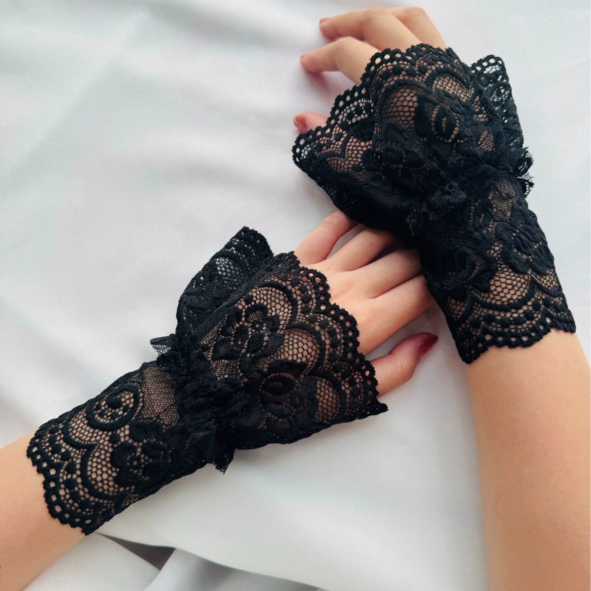Новая сетчатая пряжа кружева с полыми крючками с поддельными рукавами для женщин