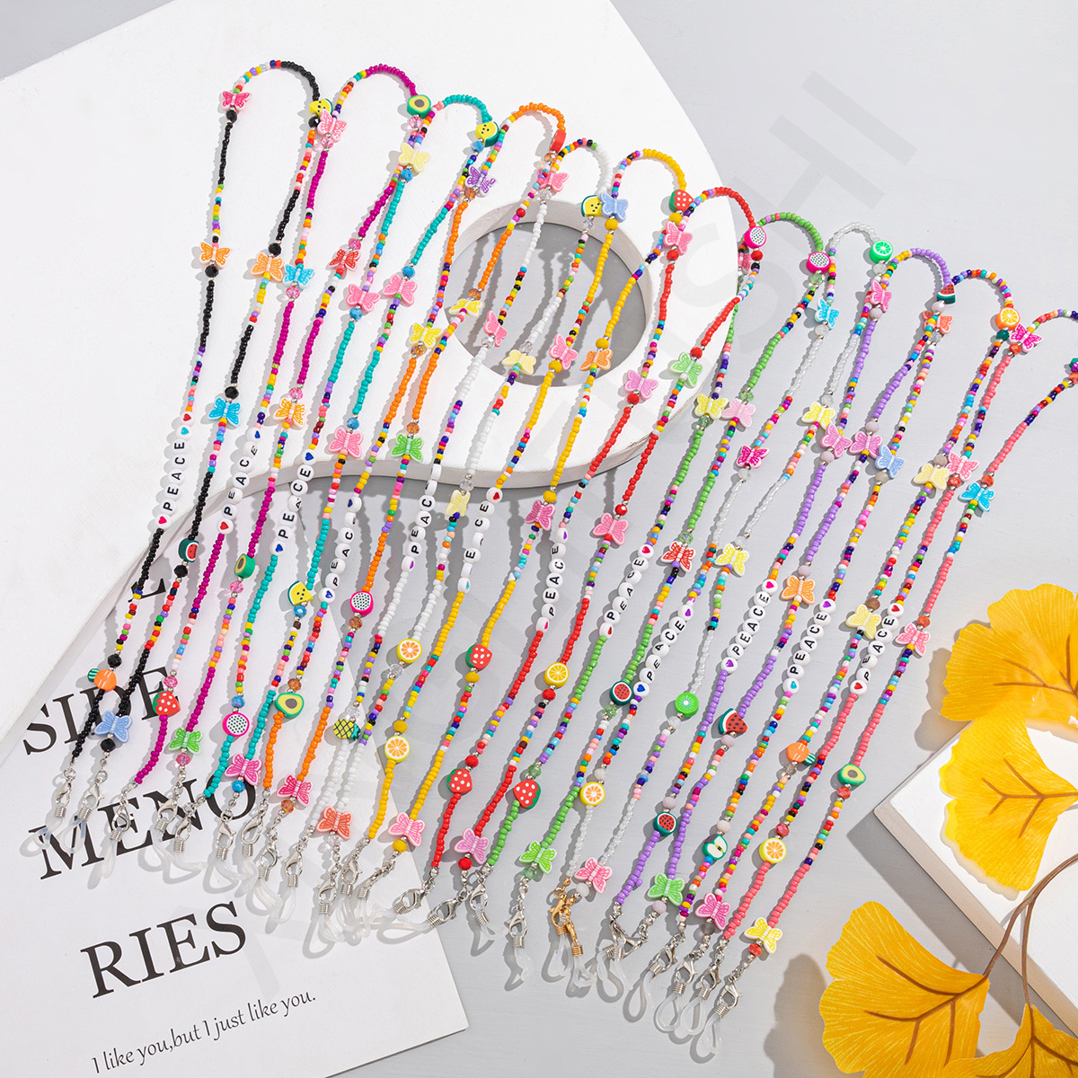 Acrylic Butterfly Eye Glass Chain Necklace Fashion Letter Rice Bead Eye Glass Strap Wholesale
