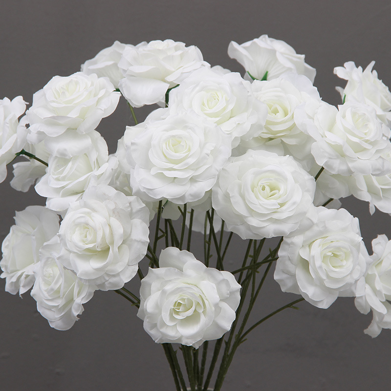 Bodas de flores de seda de imitación blanca flores falsas decorativas floral sala de bodas floral hogar ramo único camino de introducción de flores