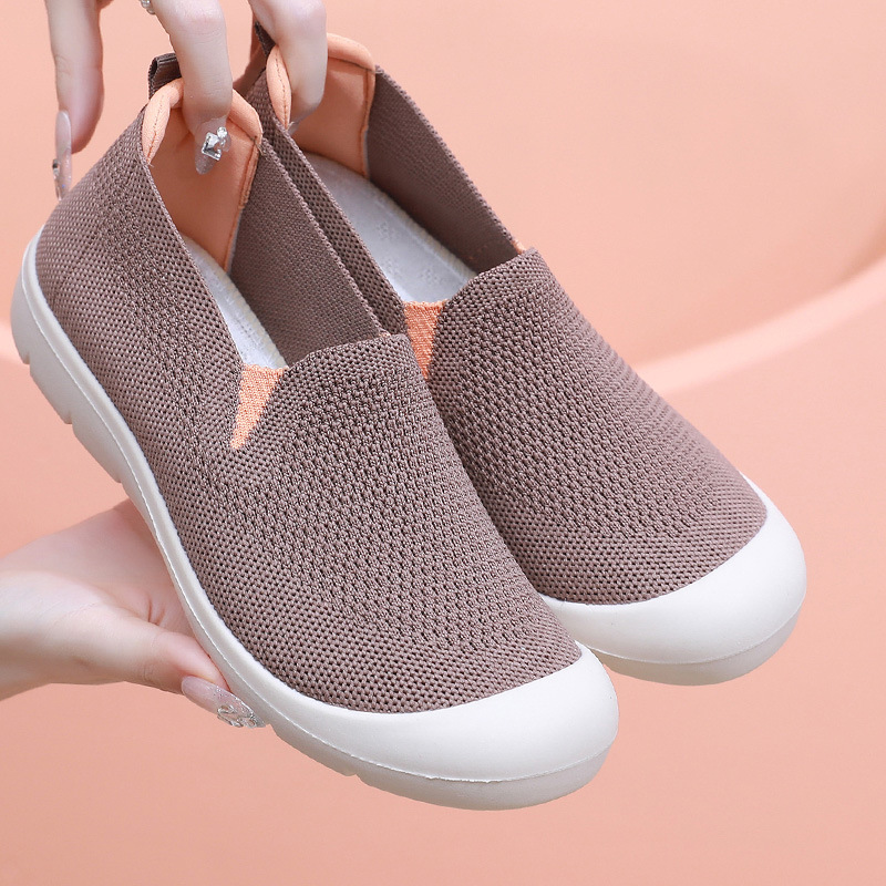 Beijing cloth slippers