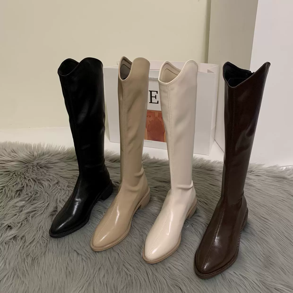 Новые остроконечные средние и западные джинсовые сапоги не совсем белые толстые каблуки осенние сапоги высокие тощие сапоги дикие женские сапоги