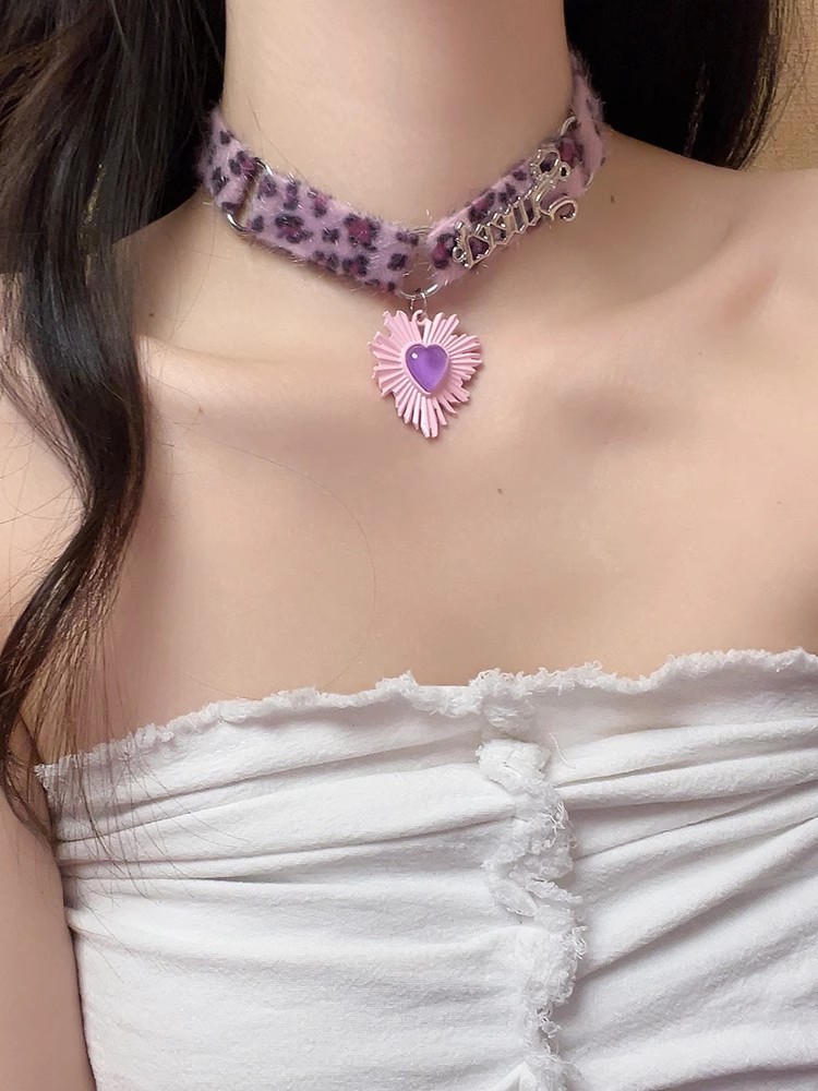 Daily Occasion Pu Leather, Alloy, Plush Material Simple Style Heart Shape Leopard Artificial Gemstones Pu Leather Alloy Plush Choker Wholesale