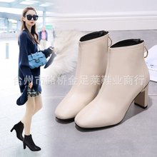 短靴女2021秋冬新款韓版尖頭馬丁靴女時尚粗跟保暖高跟皮靴女