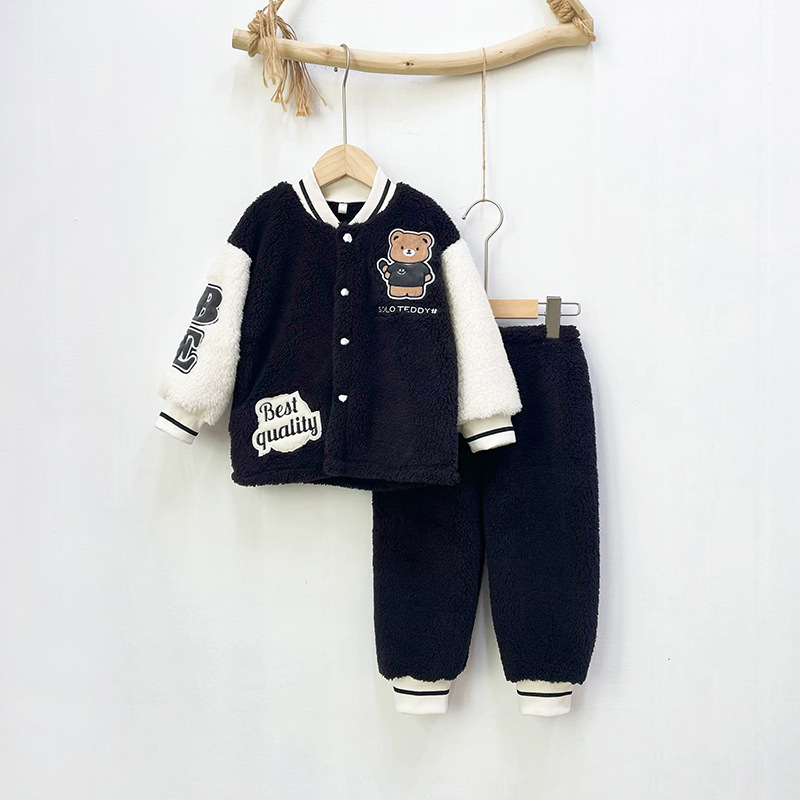 100-160cm子供の兄のスポーツ風野球服冬のサンゴの毛の保温の女の子の洋風のカーディガンのパジャマ