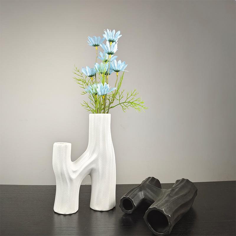 Florero de resina en forma de rama de imitación de nuevo estilo transfronterizo Arreglos de flores creativos nórdicos Hotel B & B Decoración cálida