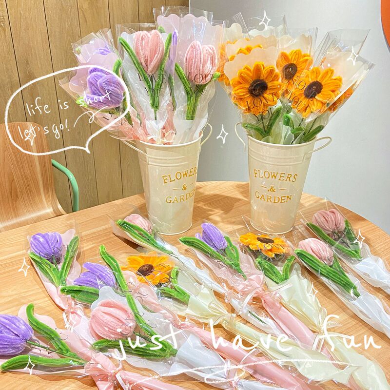 Twisting Stick Creative Bouquet (Get a Bucket for Every 16 Pieces) High-Looking Holiday Gift Artificial Twisting Stick Bouquet