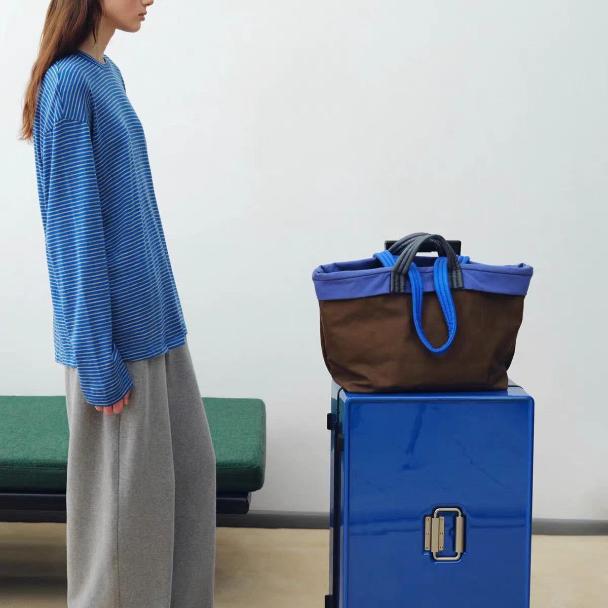 Large Capacity Tote Bag Canvas Bag For Women 2025 New Arrival High-End Lazy Style Handbag Shoulder Bag For Men And Women Commuting - Thumbnail 2