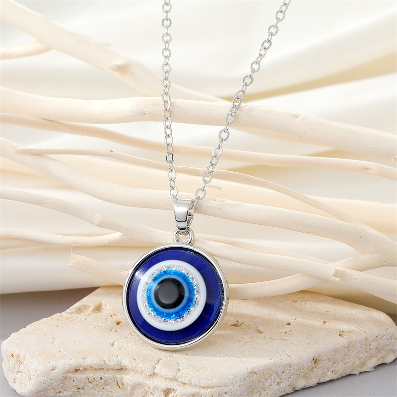 Europäischer Grenz Überschreiten Der Schmuck Retro Einfache Mehrgroße Teufels Augen Halskette Runde Blaue Augen Schlüsselbein Kette Weiblich display picture 8