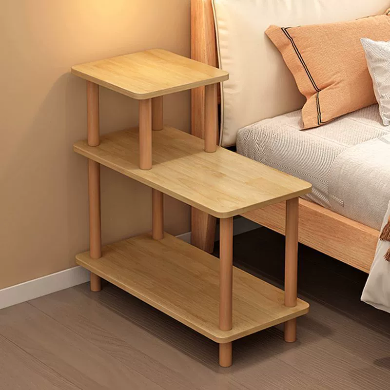 Диван-шкаф Небольшой столик рядом с журнальным столиком