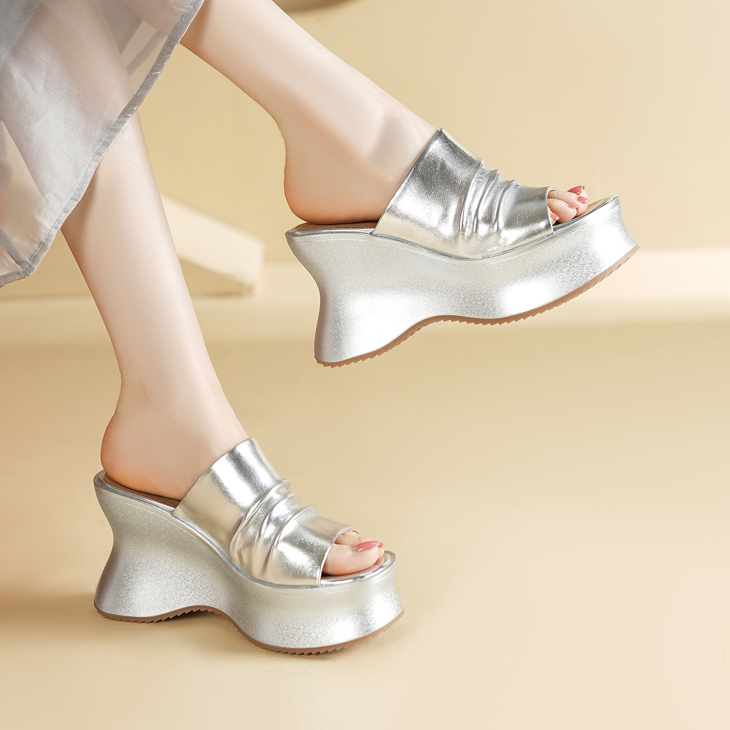 Sandal cao gót nữ hở mũi quai ngang da thật gót 10 cm — màu vàng, bạc