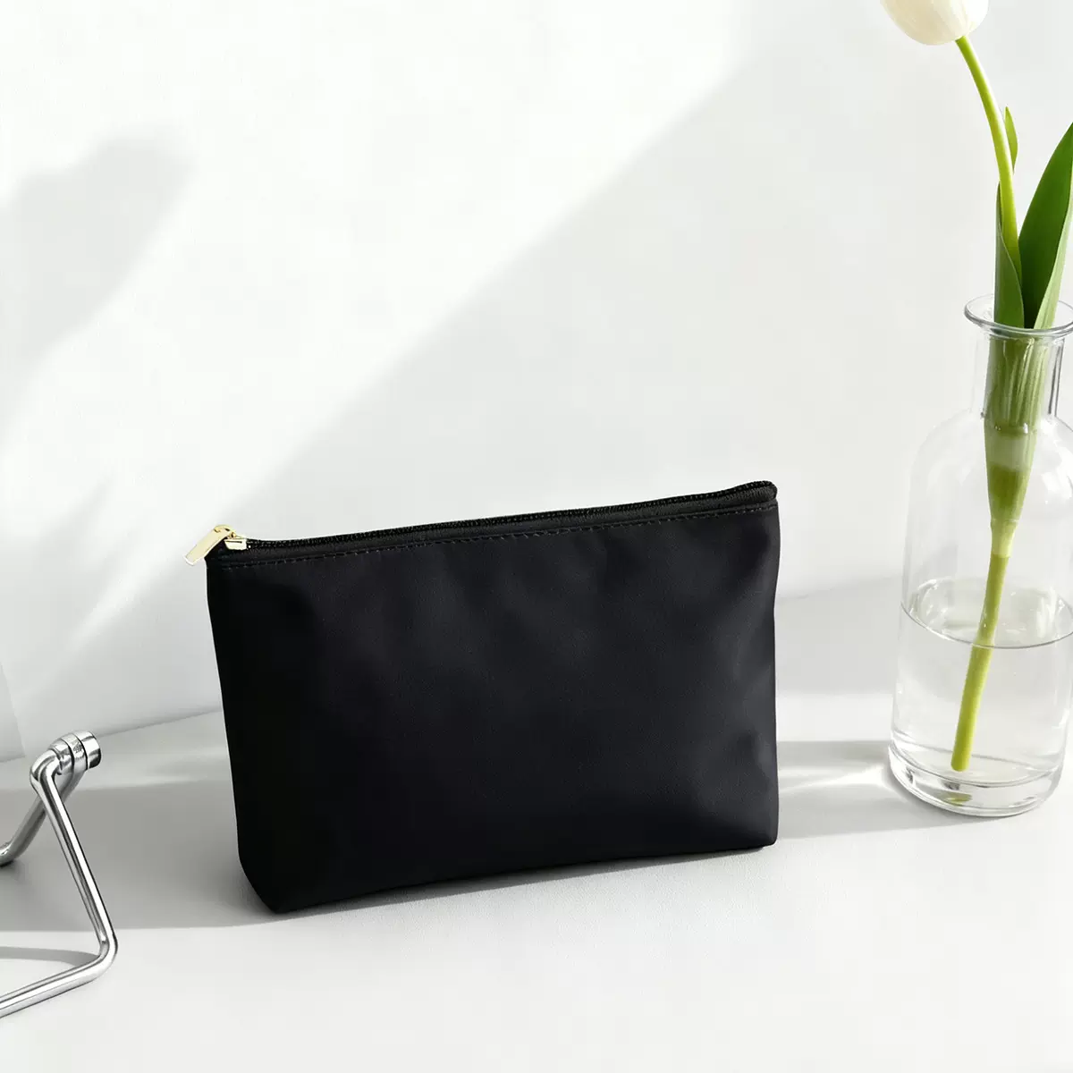 手拿包 化妆包 皮膜面料 可定制logo带拉链 防水 大容量多用途