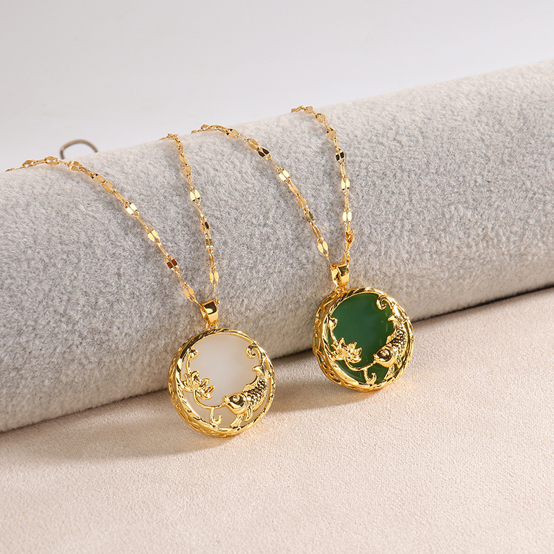 Holiday, Daily Occasion Wholesale Jewelry Chinoiserie Classic Style Round Koi Titanium Steel Stone Polishing Inlay Pendant Necklace