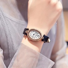 百搭腕表椭圆形数字手表女士高级轻奢小众2024新款满钻满天星
