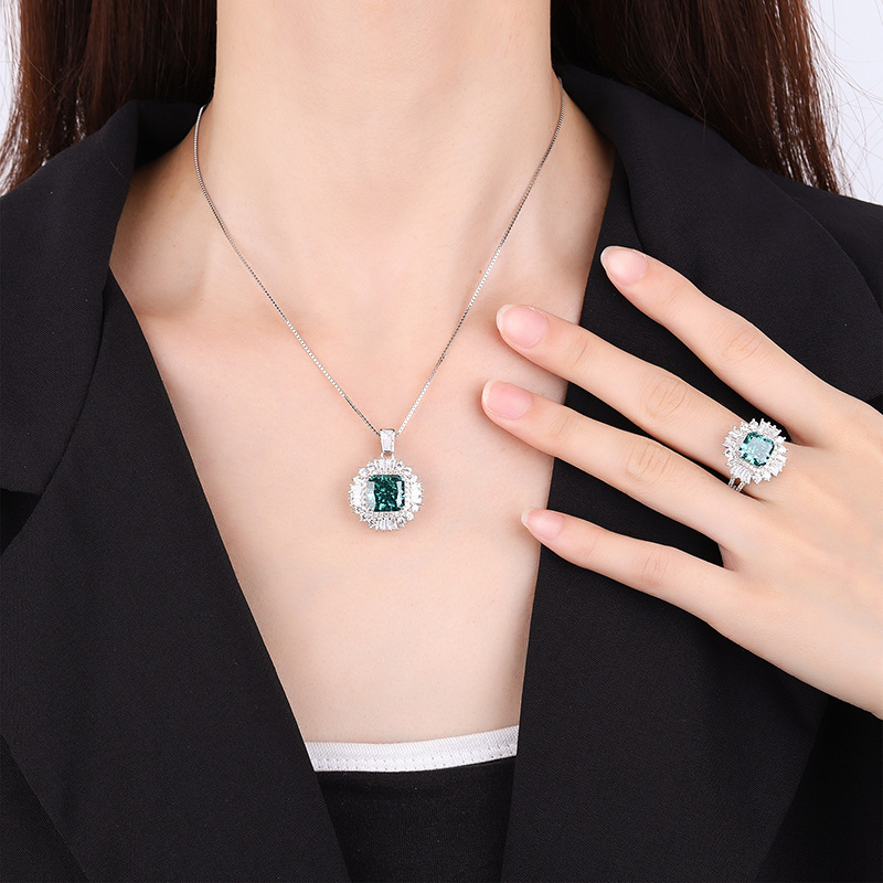 Zhuang Sheng joyería S925 plata de alto carbono diamante menta verde princesa lujo elegante traje femenino 10*10