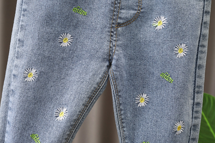 雏菊牛仔裤