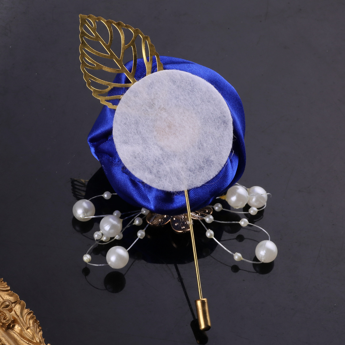 宝蓝 胸花5.JPG