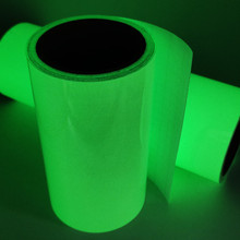 厂家供应夜晚自发光高亮夜光贴纸工艺品荧光不干胶纸可印刷蓄光膜