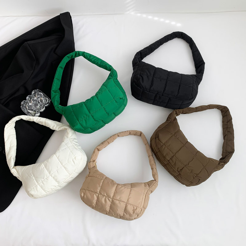 New Autumn and Winter Down Jacket Women's Bag 2023 Fashion Solid Color One Shoulder Underarm Dumpling Bag Foreign