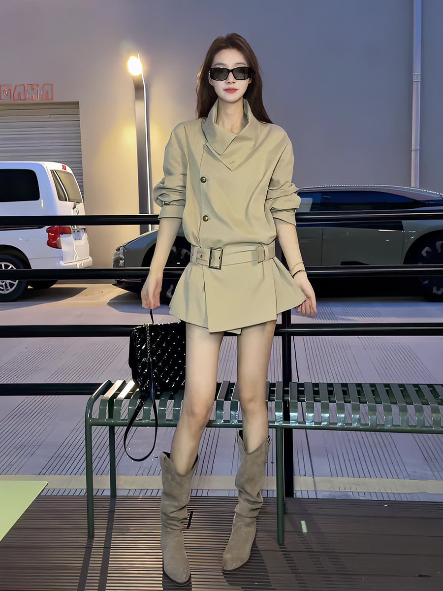 2025 New Autum French British Style Design Khaki Short Slim Slim Windbreaker Jacket for Women