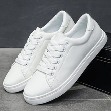 情侣款小白鞋男跨境外贸轻便平底休闲鞋女欧美脚宽运动鞋男款
