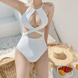 比基尼;连体泳衣;三件套泳装