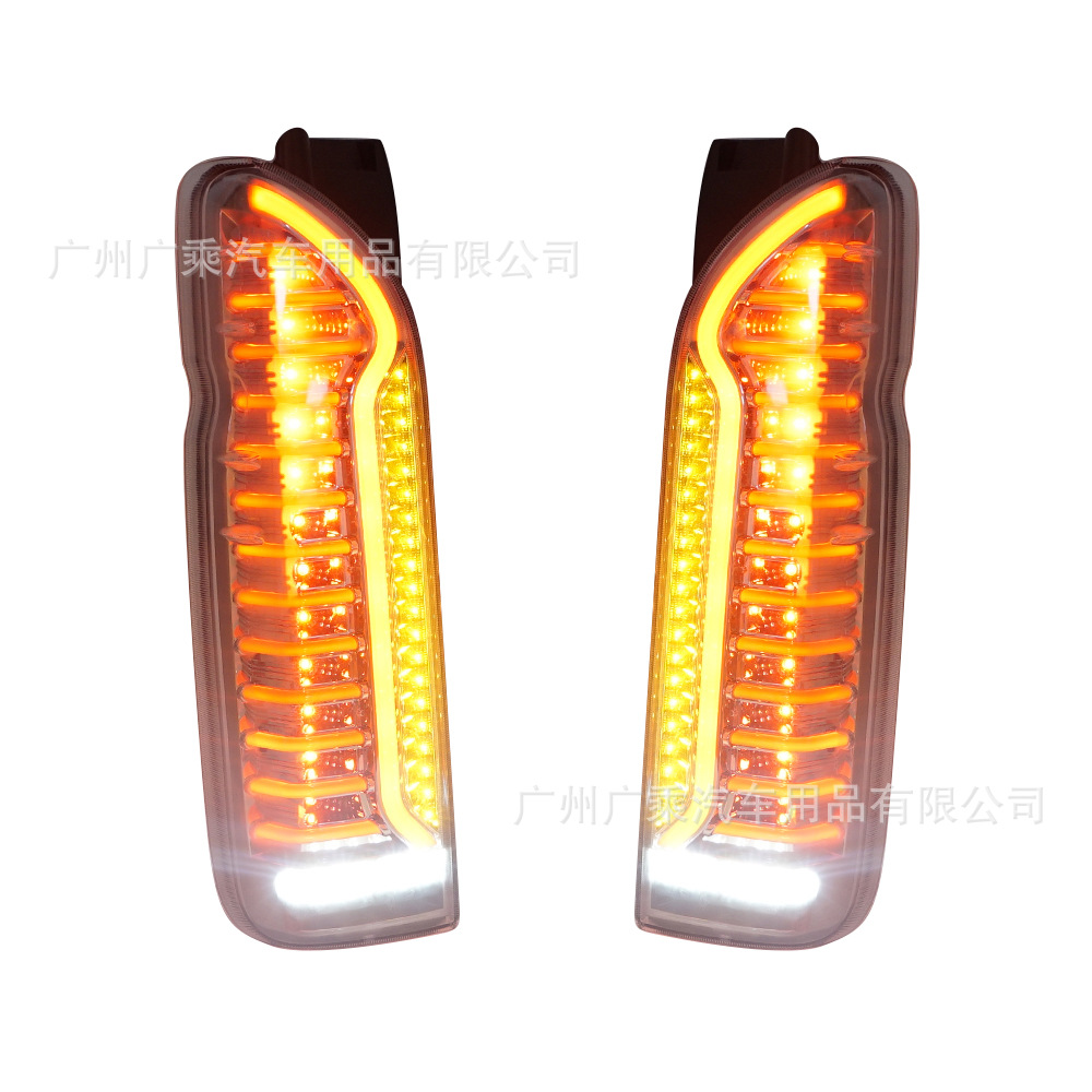 Aplicable a 05-18 Toyota Sea Lion luz trasera roja Shell/Shell negro luz de freno trasera luz antiniebla trasera