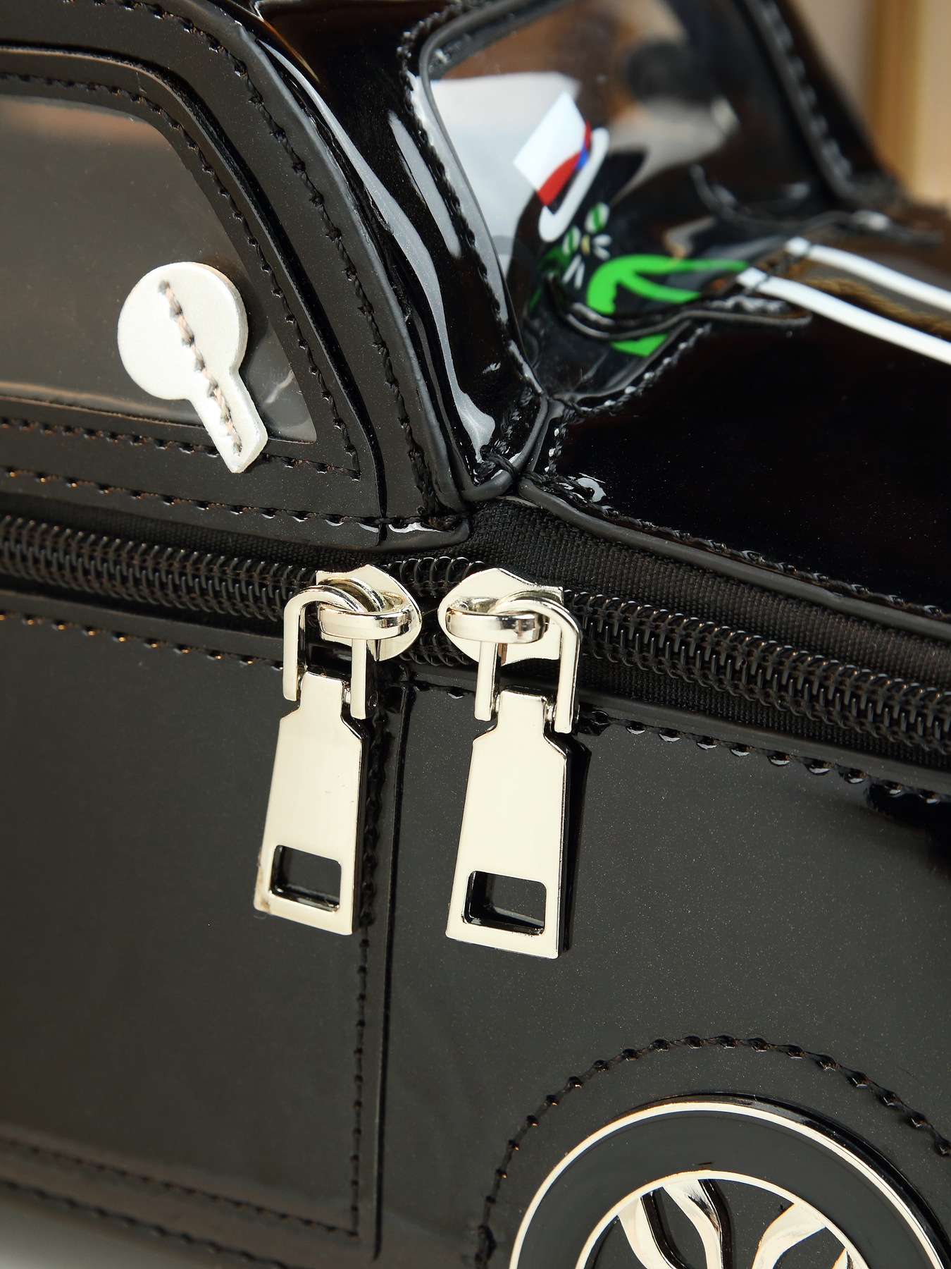 Trendy schoudertas in offroad voertuig design tas voor dames_voghion.com