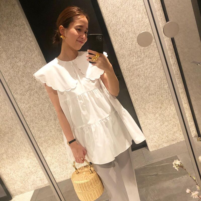 High-End Japanese Fashionable Retro Hepburn-Style Doll Collar Shirt, Loose Fit, Slimming, Comfortable Casual Top