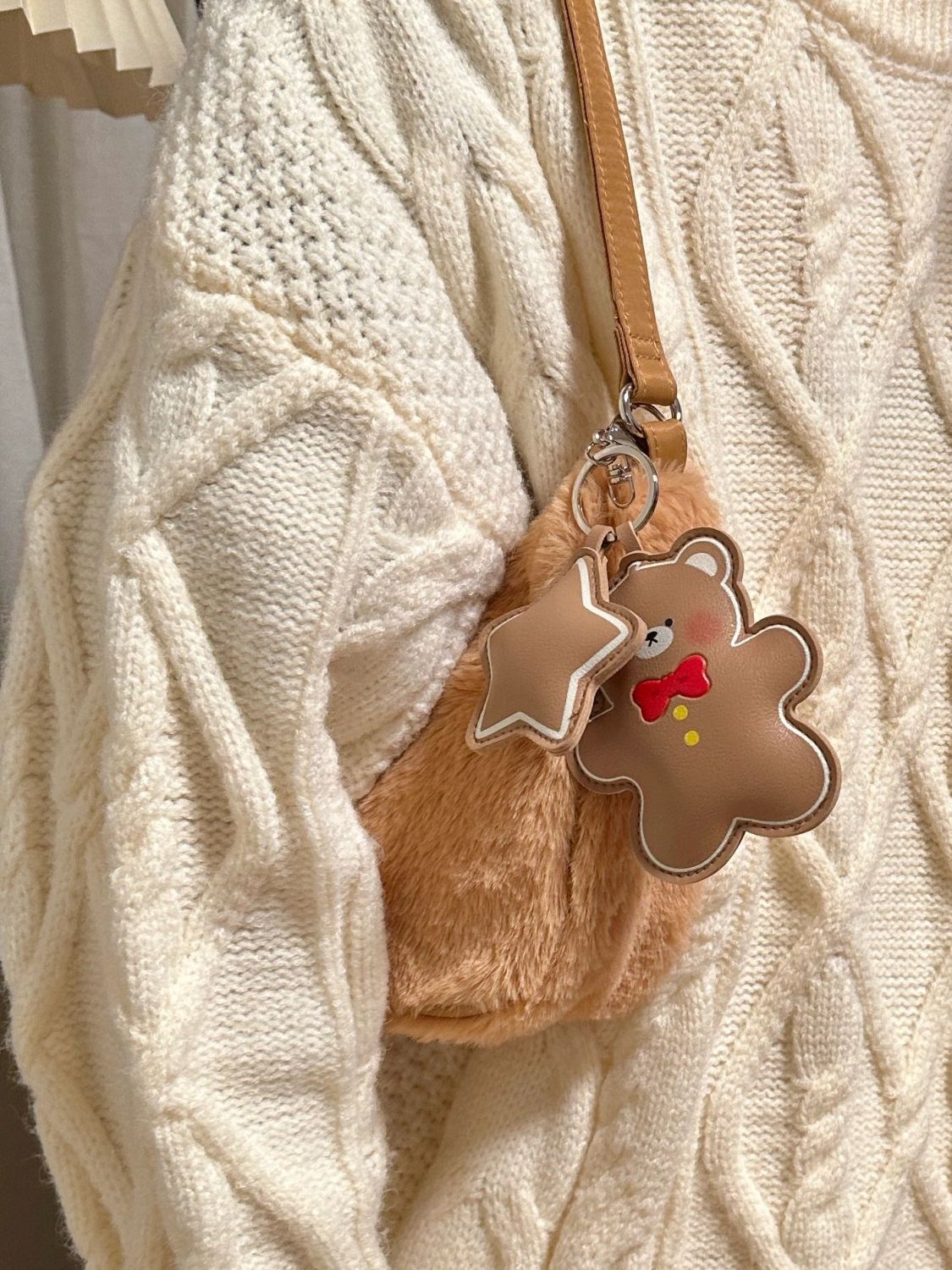 New 2023 Autumn/winter Luxury Plush Bag Women's Cute Plush Handheld Underarm Bag Cross Shoulder Bag_voghion.com