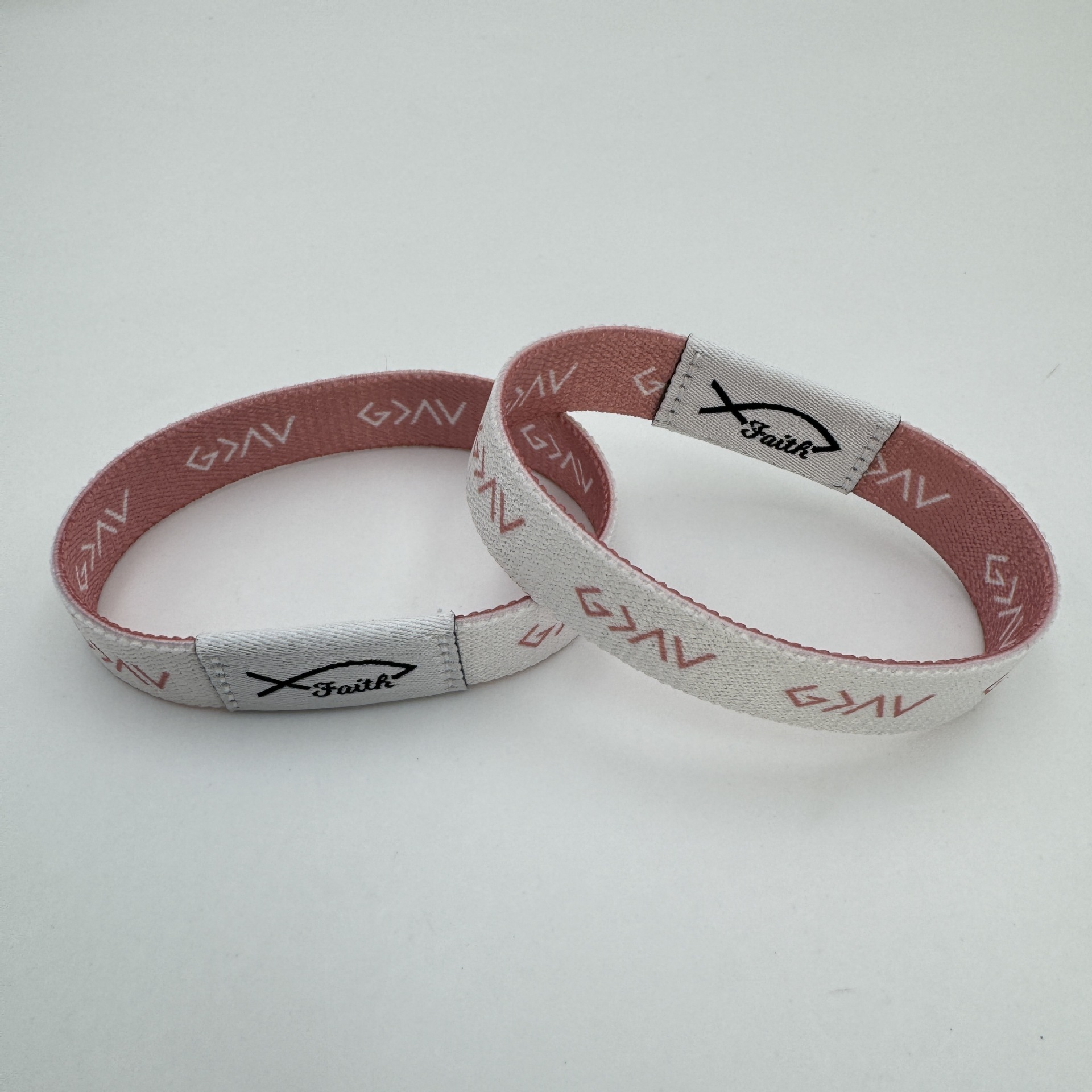 작은 물고기 [분홍색과 흰색]