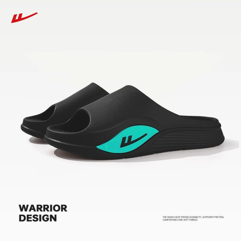 Мужские шлепанцы можно носить на открытом воздухе летом