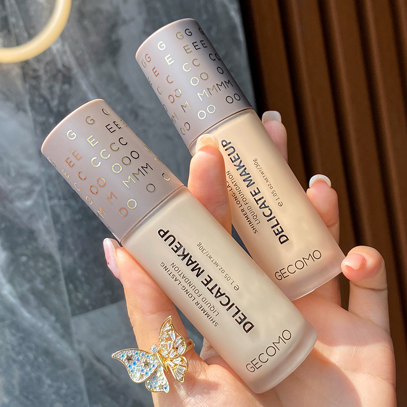 GECOMO/Ge Meng Wei Guang Long-Lasting Moisturizing Hydrating Camouflage Foundation Cream, Durable and Transfer-Resistant