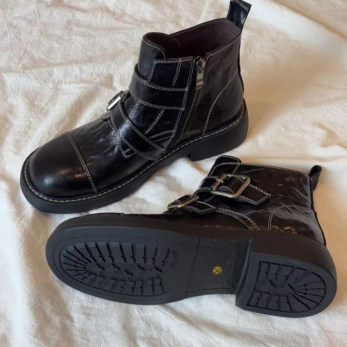 Sheepskin Version ~ Thick-Soled Belt Buckle Short Boots for Women 2025 Autumn and Winter New Retro British Style Versatile Thick-Heeled Boots