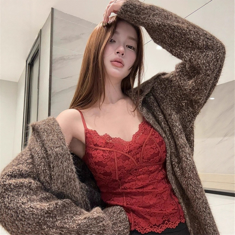 997 # Early Autumn New Style French Brushed Lace Warm Camisole Slimming Women's Fixed Belt Breast Pad 997 # Early Autumn New Style French Brushed Lace Warm Camisole Slimming Women's Fixed Belt Breast Pad