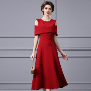 Summer high-end style off shoulder drape banquet dress dress