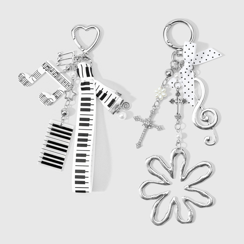 Casual and Simple Music Festival Series Piano Keys, Musical Notes, Polka Dots, Bows, Flowers, Crosses, Keychains, Bag Pendants Casual and Simple Music Festival Series Piano Keys, Musical Notes, Polka Dots, Bows, Flowers, Crosses, Keychains, Bag Pendants