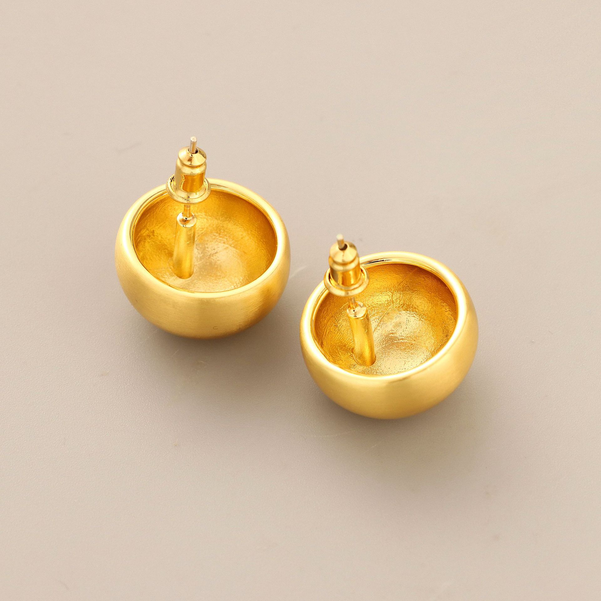 Simple Style Round Copper Gold Plated Ear clips Ear Studs 1 Pair