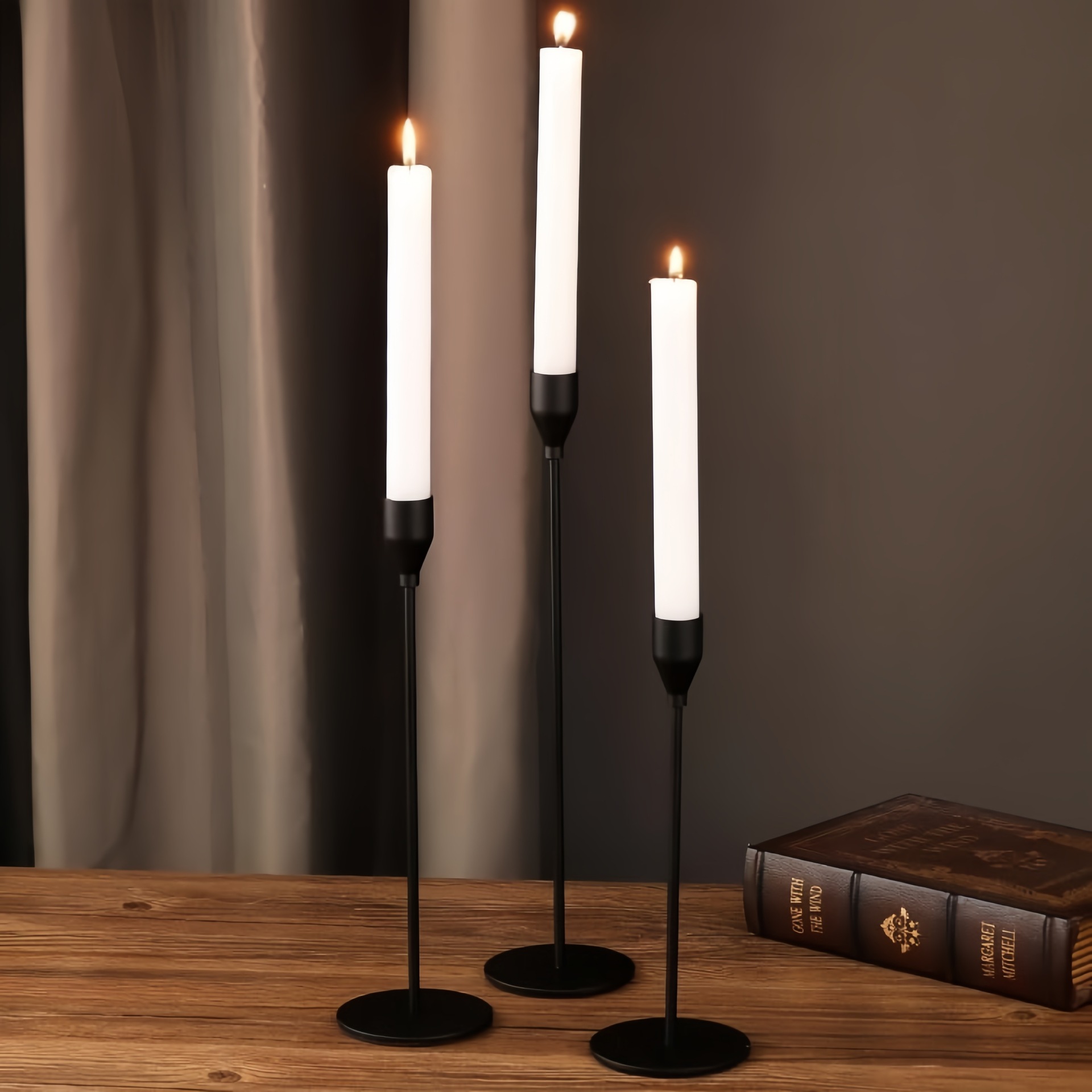 Vela de estilo europeo, candelabro, mesa de comedor, cena romántica a la luz de las velas, decoración de tres piezas, decoración de galvanoplastia de boda